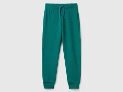 Sporty trousers with drawstring