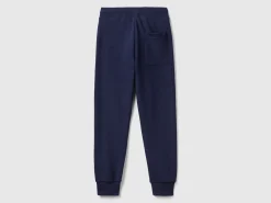 Sporty trousers with drawstring
