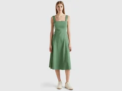 Square-neck dress in linen blend