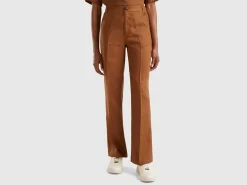 Straight leg trousers in pure linen