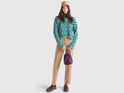 Straight trousers in viscose blend