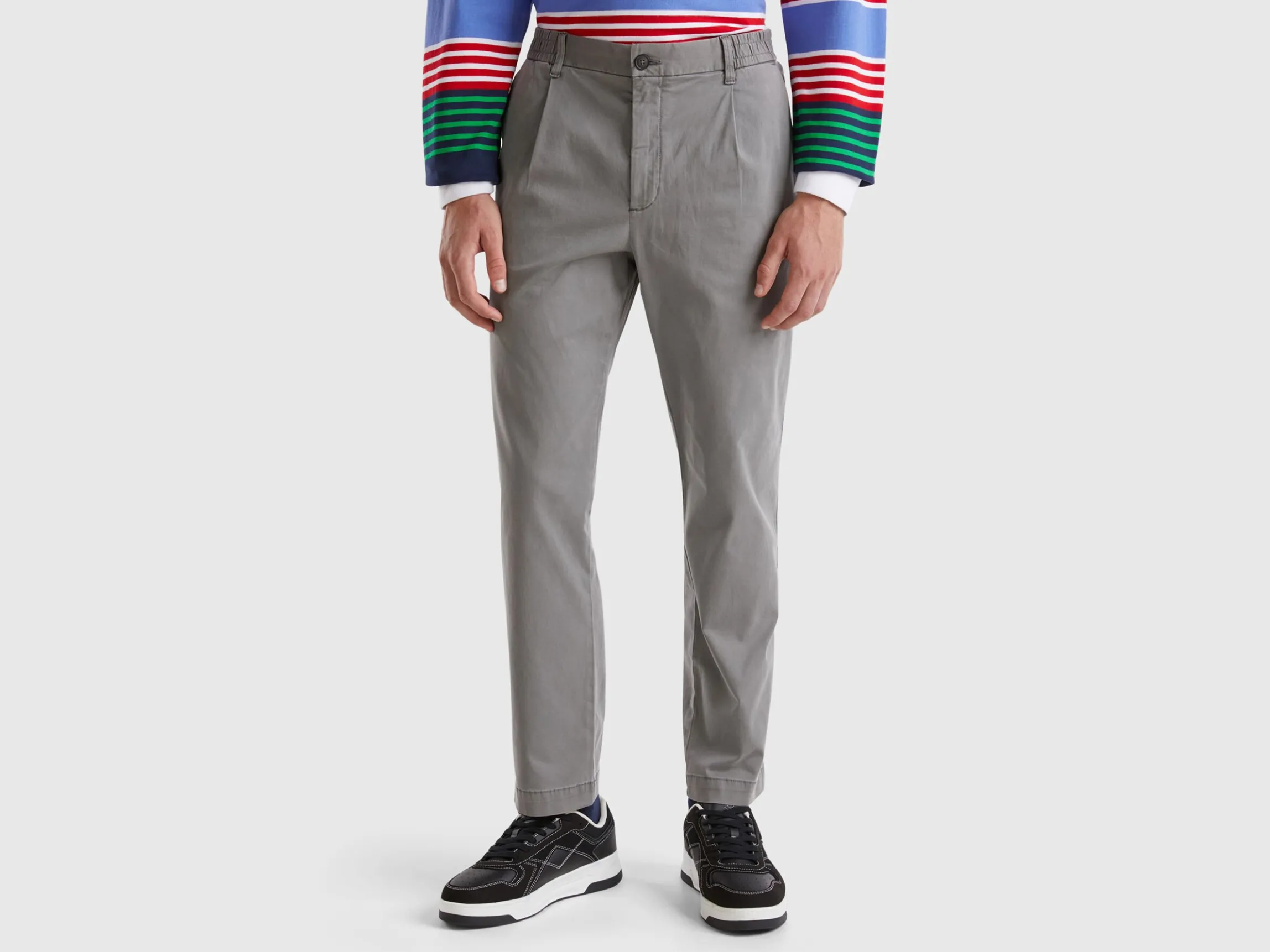 Stretch cotton chinos