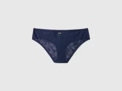 Stretch lace underwear
