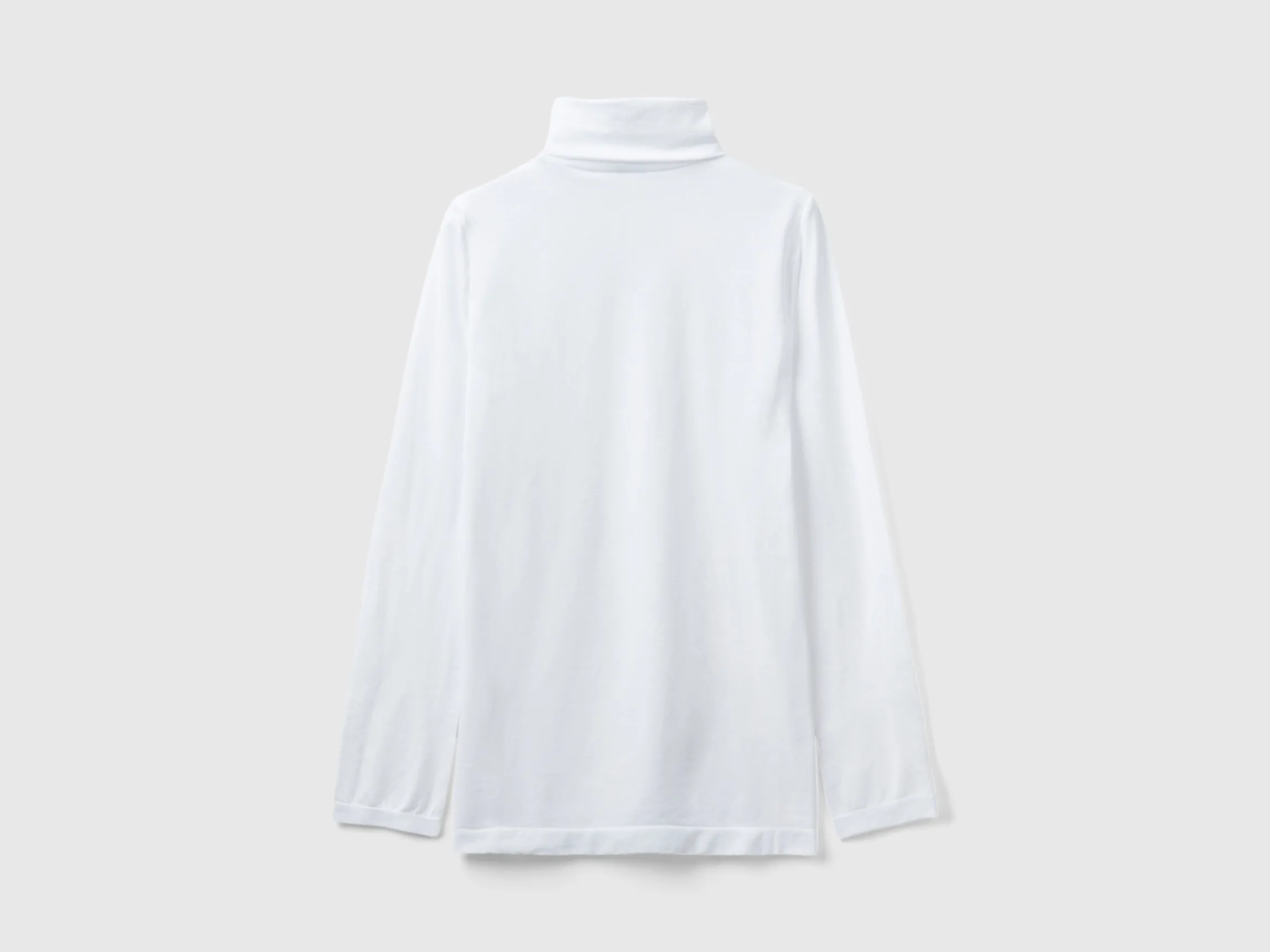 Stretch turtleneck sweater