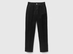 Stretch velvet chinos