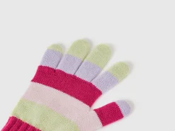 Striped knit gloves