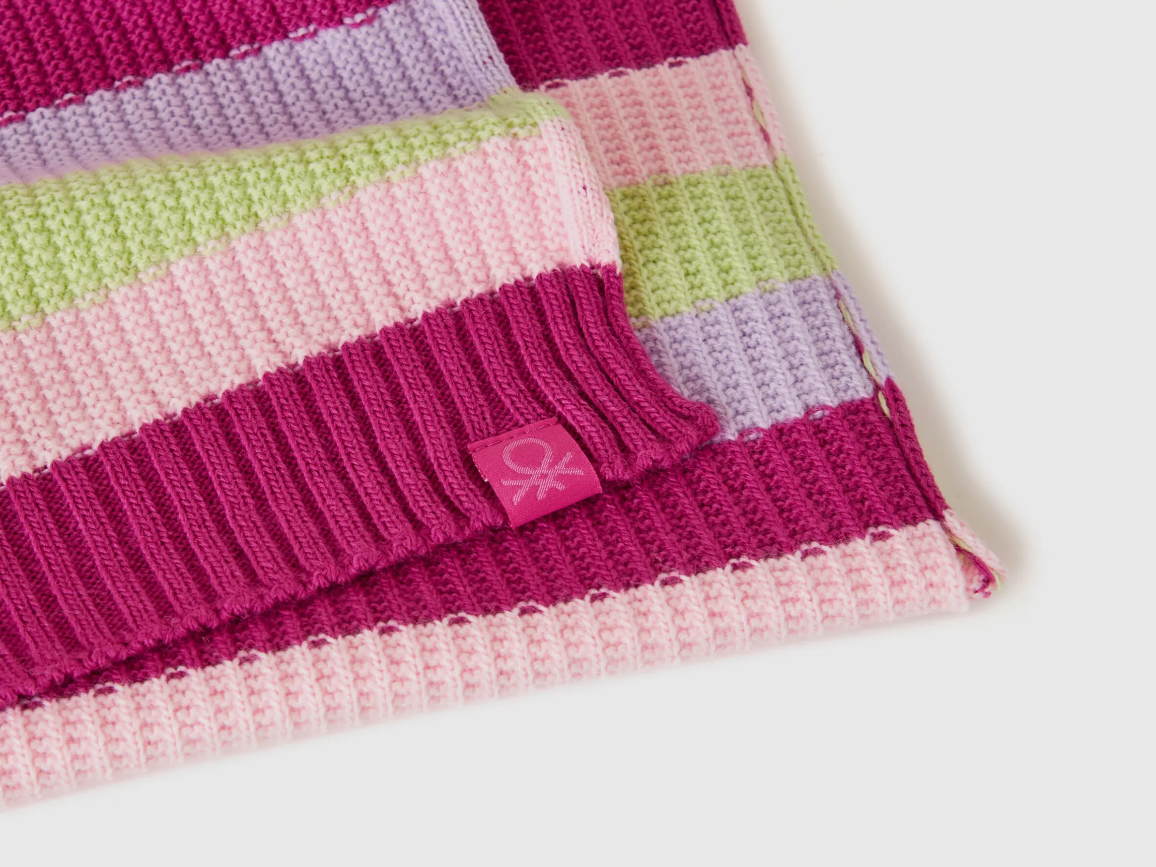Striped knit scarf