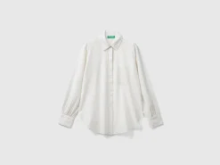 Striped shirt made from linen blend