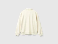 Sweat fabric polo with V-neck