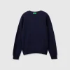 Sweater in cashmere and wool blend