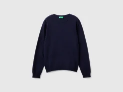 Sweater in cashmere and wool blend