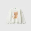Sweater with cat inlay