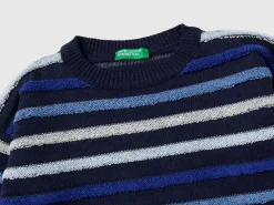 Sweater with multicolored stripes