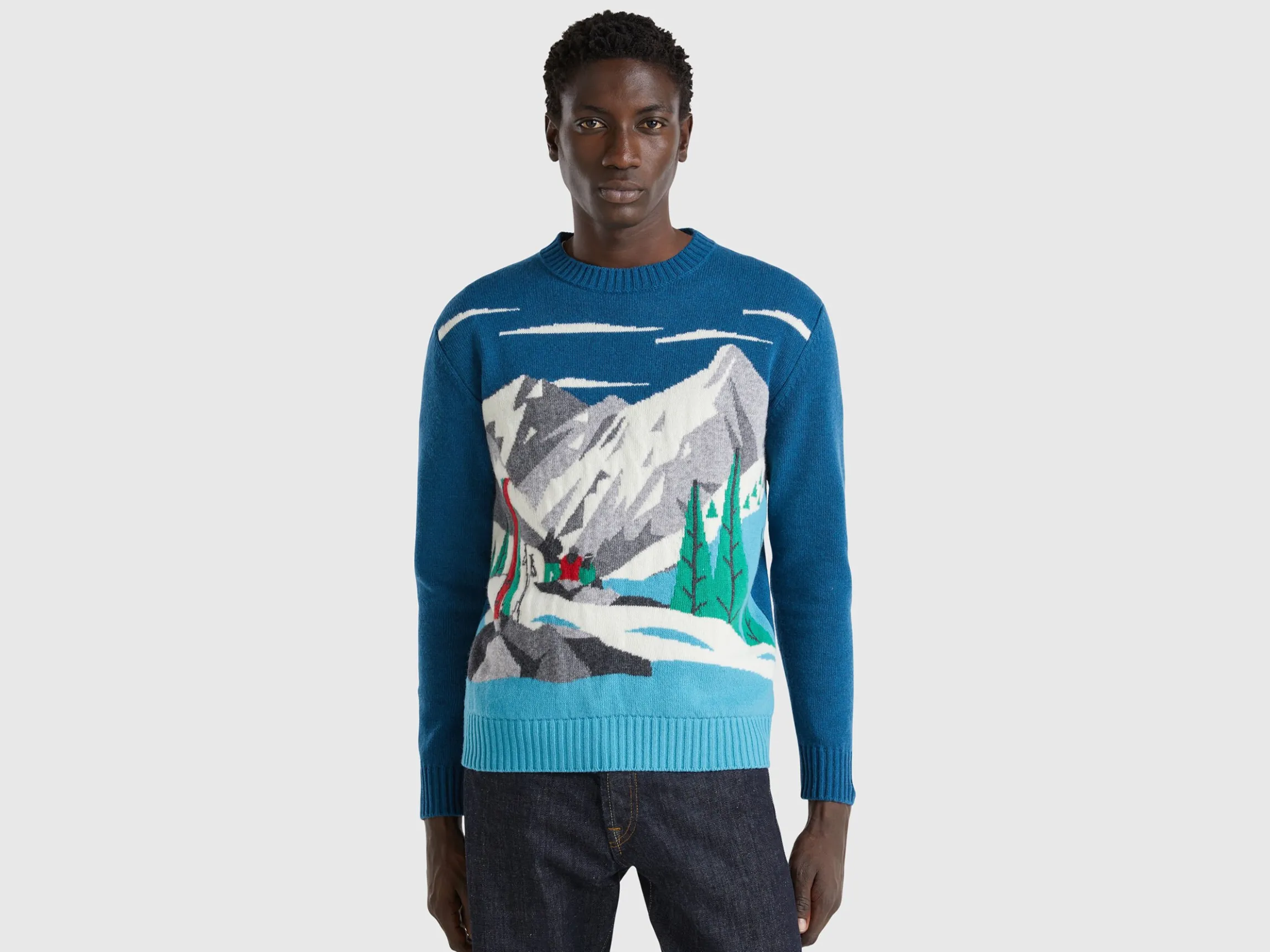 Sweater with ski graphic