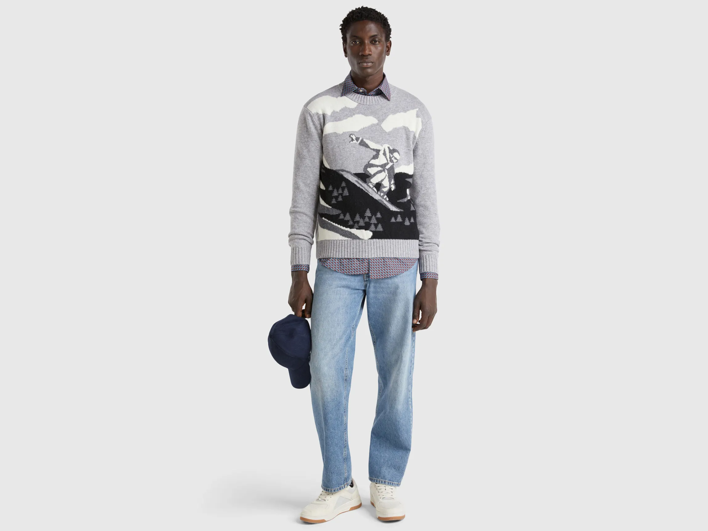 Sweater with ski graphic