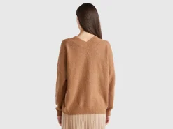 Sweater with V-neck