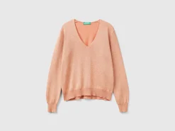 Sweater with V-neck and lurex