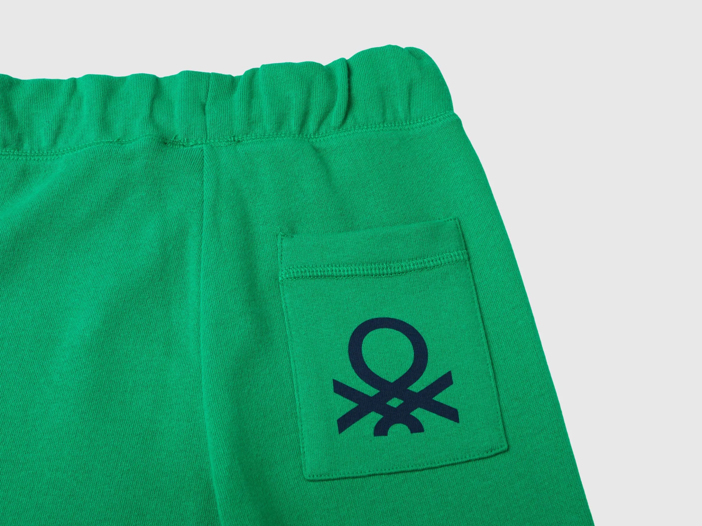 Sweatpants in 100% cotton