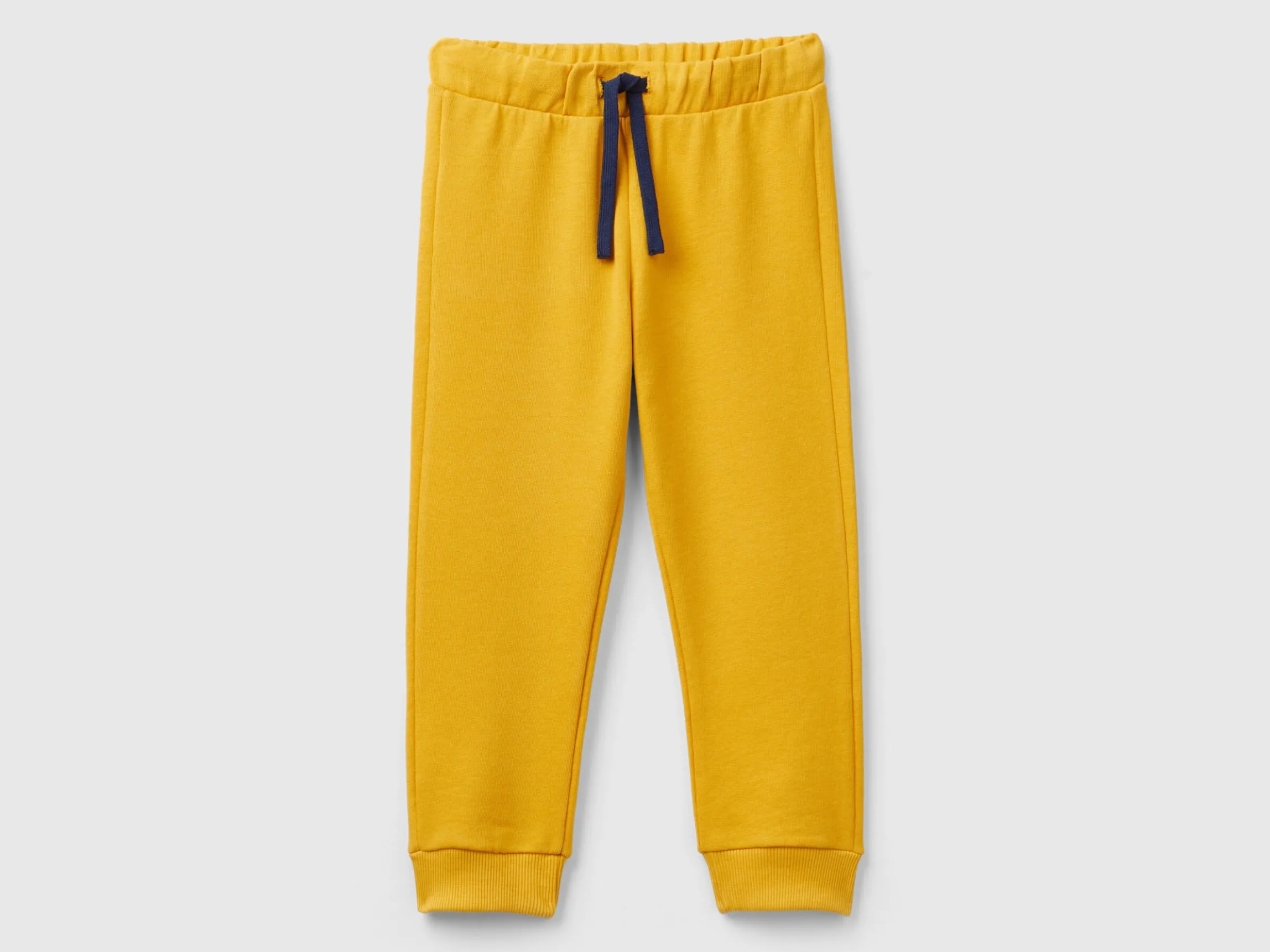 Sweatpants with pocket
