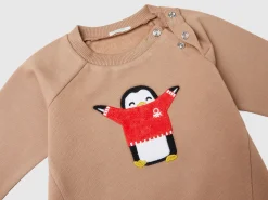 Sweatshirt with animal embroidery