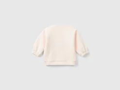 Sweatshirt with embroidery and patches in organic cotton
