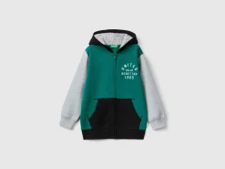 Sweatshirt with lined hood
