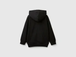 Sweatshirt with lined hood