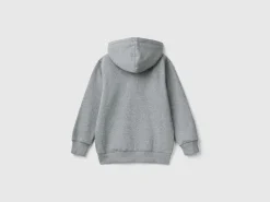 Sweatshirt with lined hood