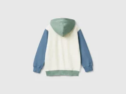 Sweatshirt with lined hood