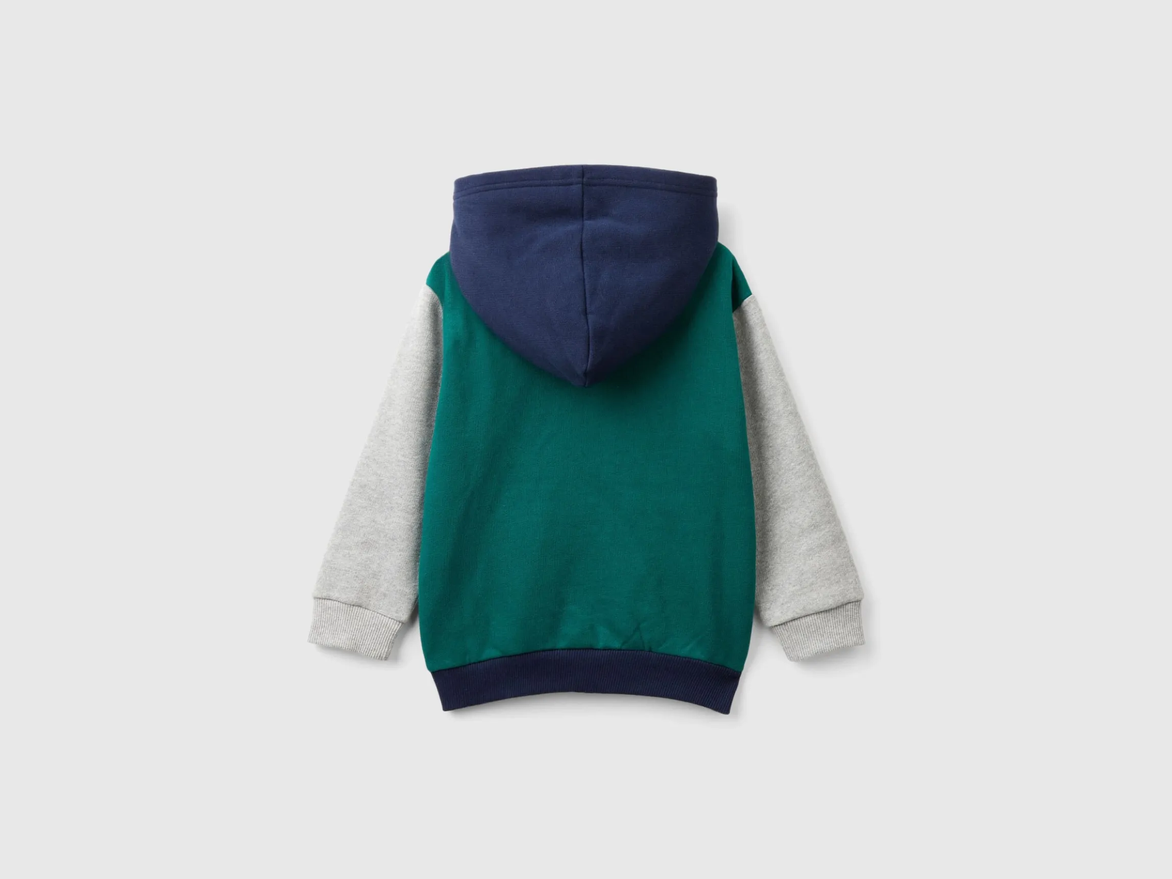 Sweatshirt with lined hood