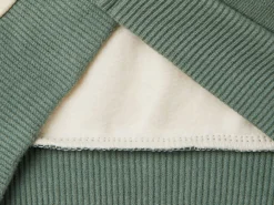 Sweatshirt with lined hood