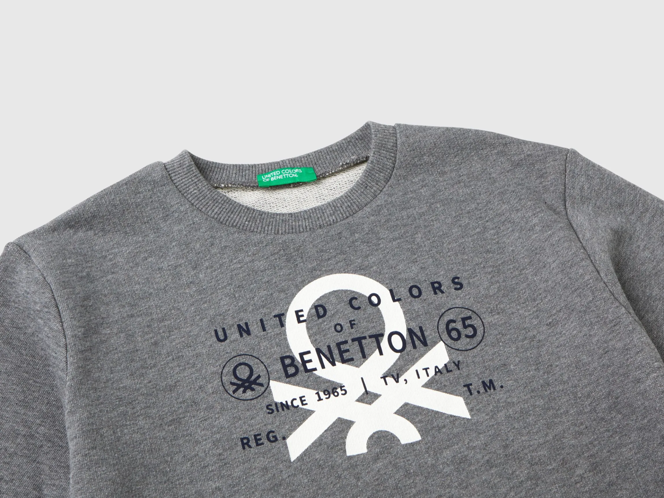 Sweatshirt with logo print