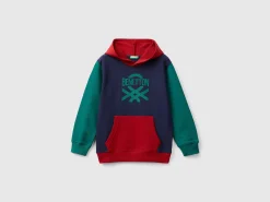 Sweatshirt with print