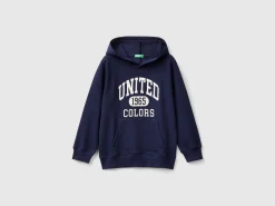 Sweatshirt with print