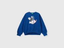 Sweatshirt with sequins