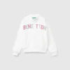 Sweatshirt with zip and collar