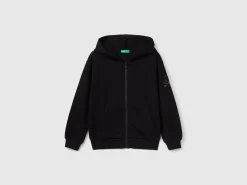 Sweatshirt with zip and sequins