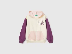 Sweatshirt with zip and sequins