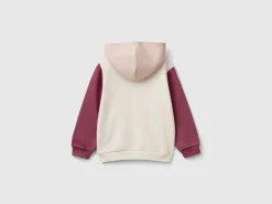 Sweatshirt with zip and sequins