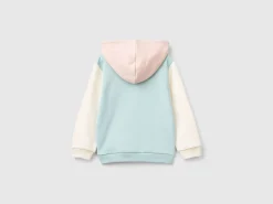 Sweatshirt with zip and sequins