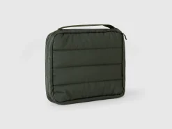 Tablet and accessory case