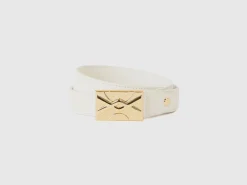 Thin white belt