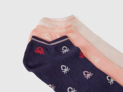 Three pairs of short socks with logo