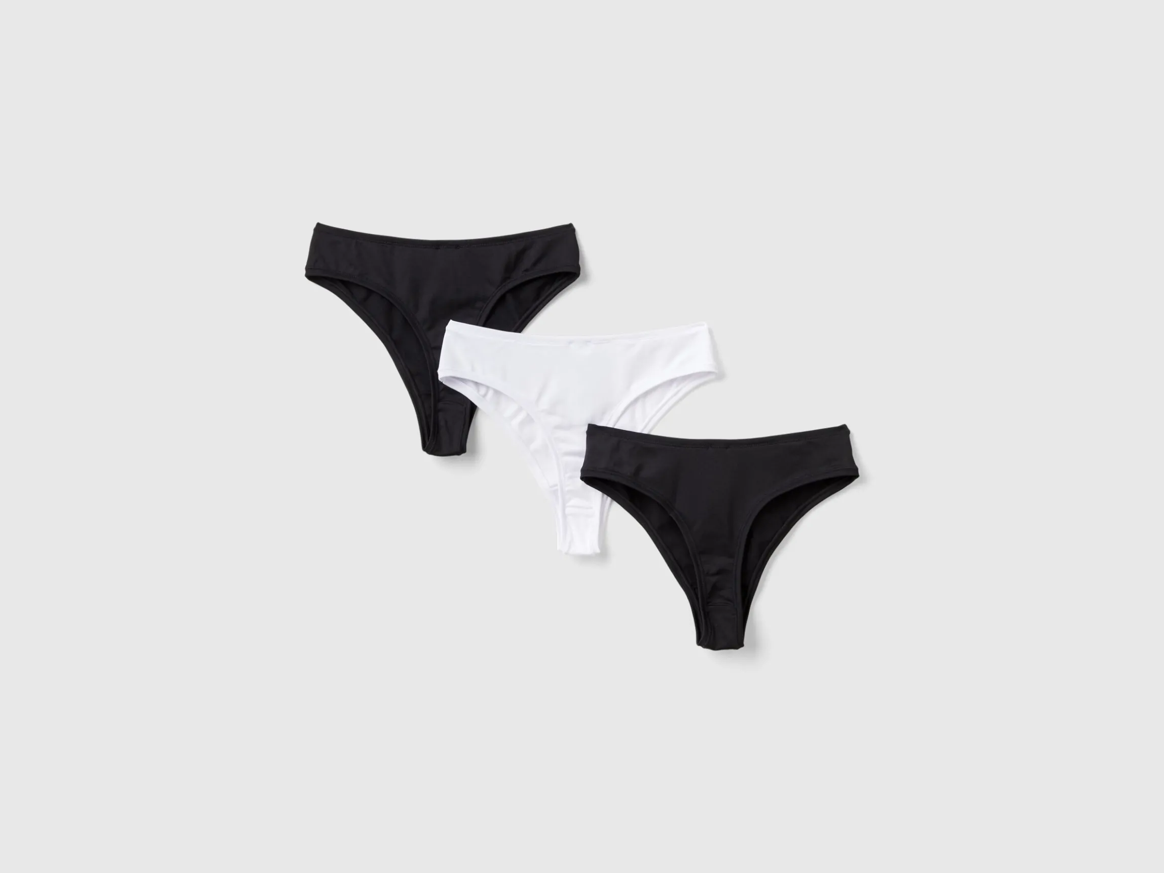 Three sports briefs in recycled fabric