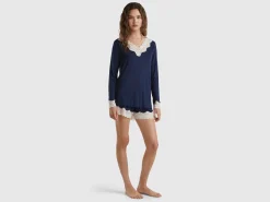 Top with lace detail