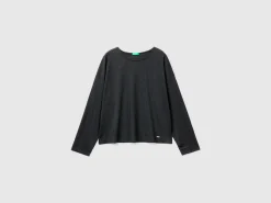Top with lurex