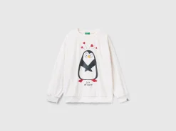 Top with penguin print