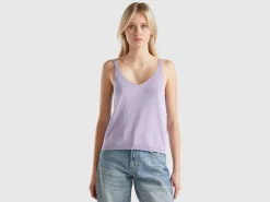 Top with V-neck and lurex