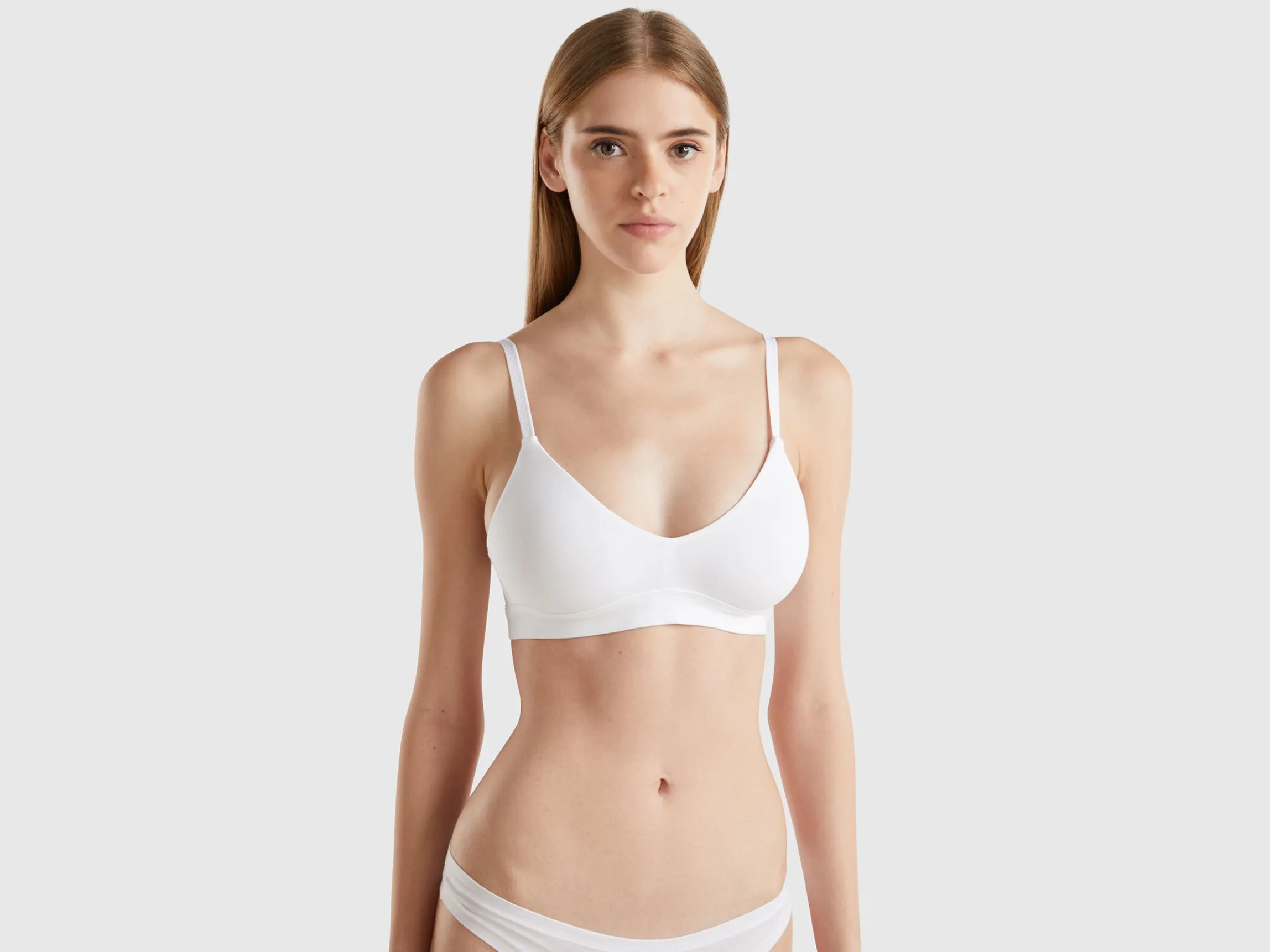 Triangle bra without padding