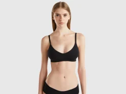 Triangle bra without padding
